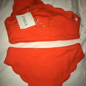 One shoulder scalloped bikini